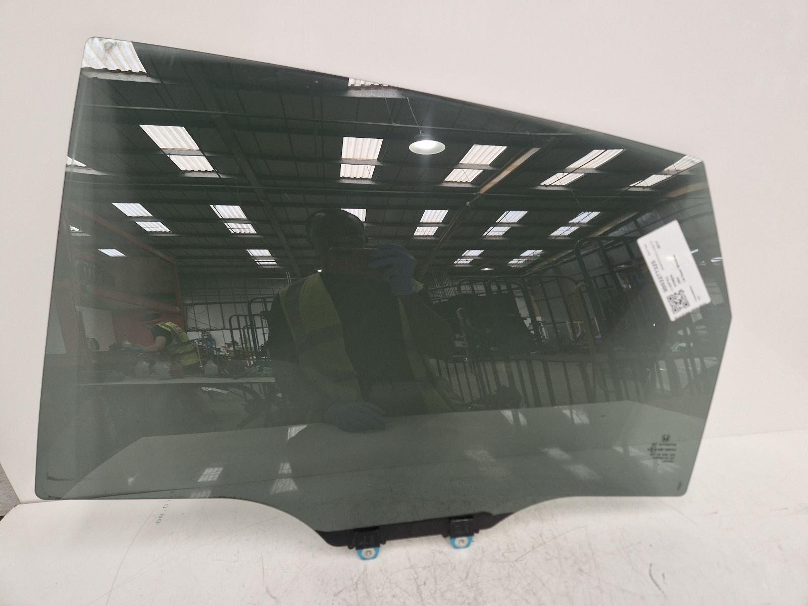 View Auto part LR Door Window Honda Crv 2012