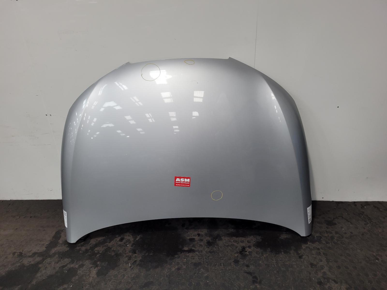 View Auto part Bonnet Seat Ibiza 2011