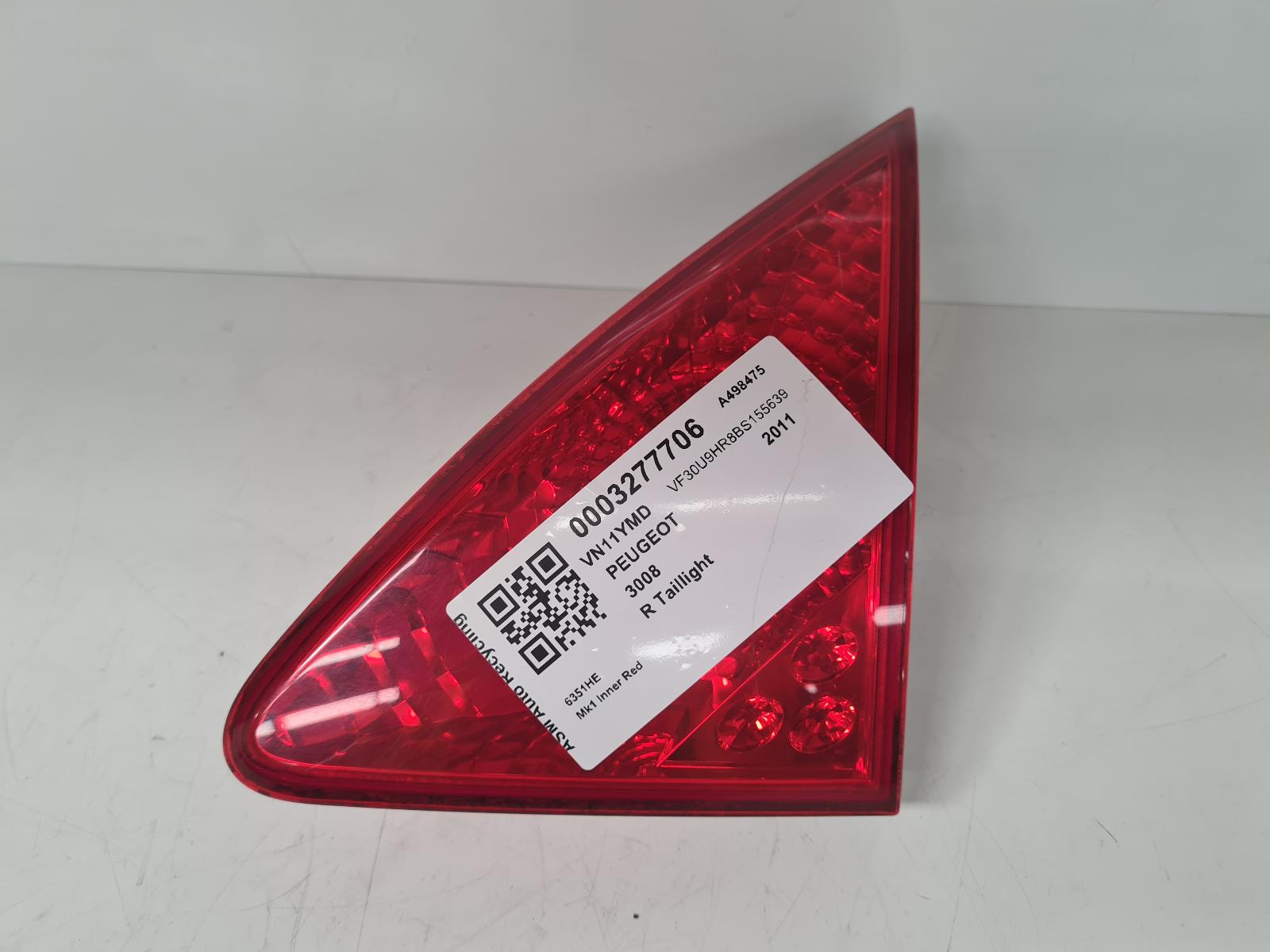 View Auto part R Taillight Peugeot 3008 2011