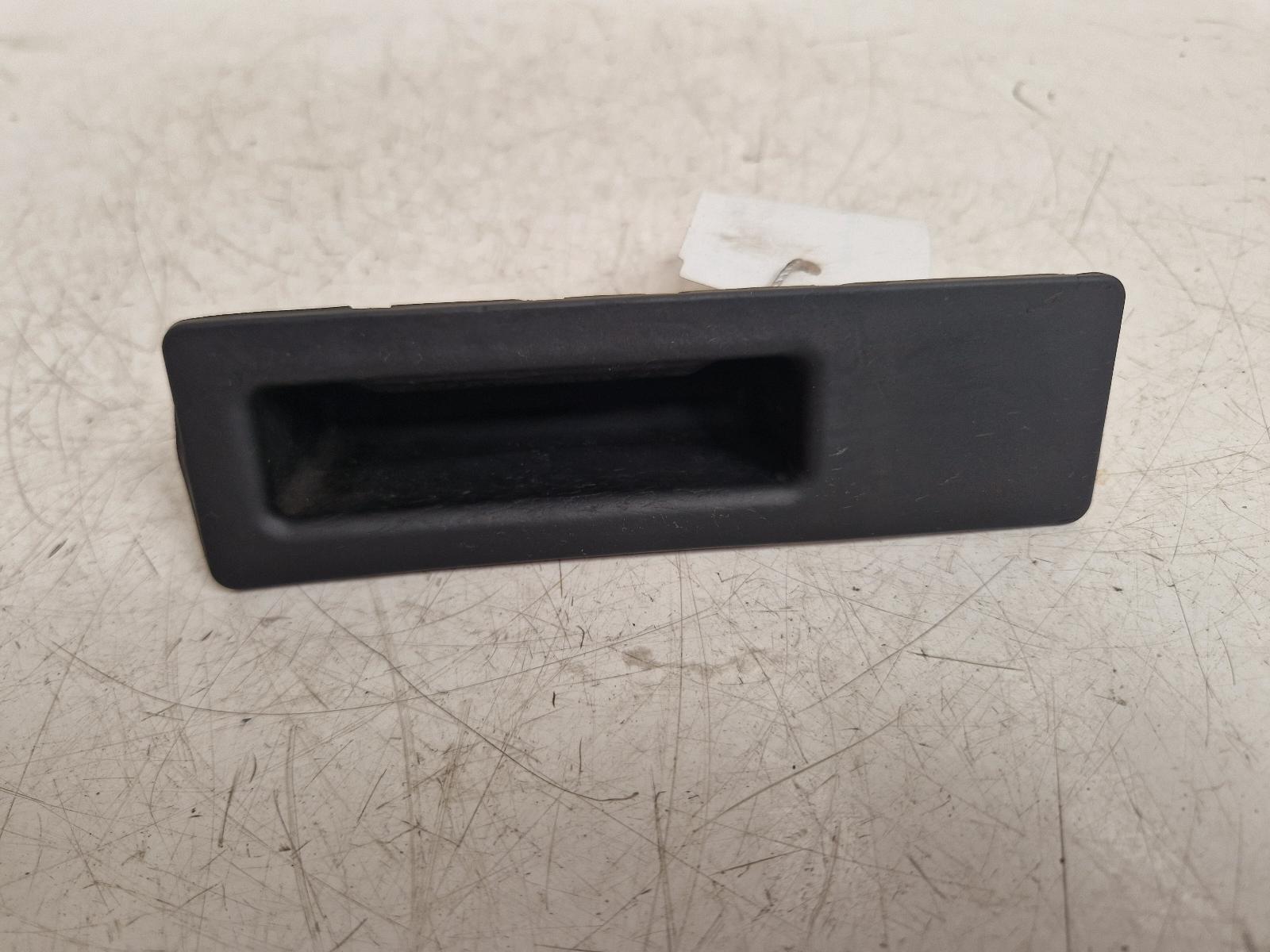 View Auto part Tailgate Handle Bmw 5 Series 2012