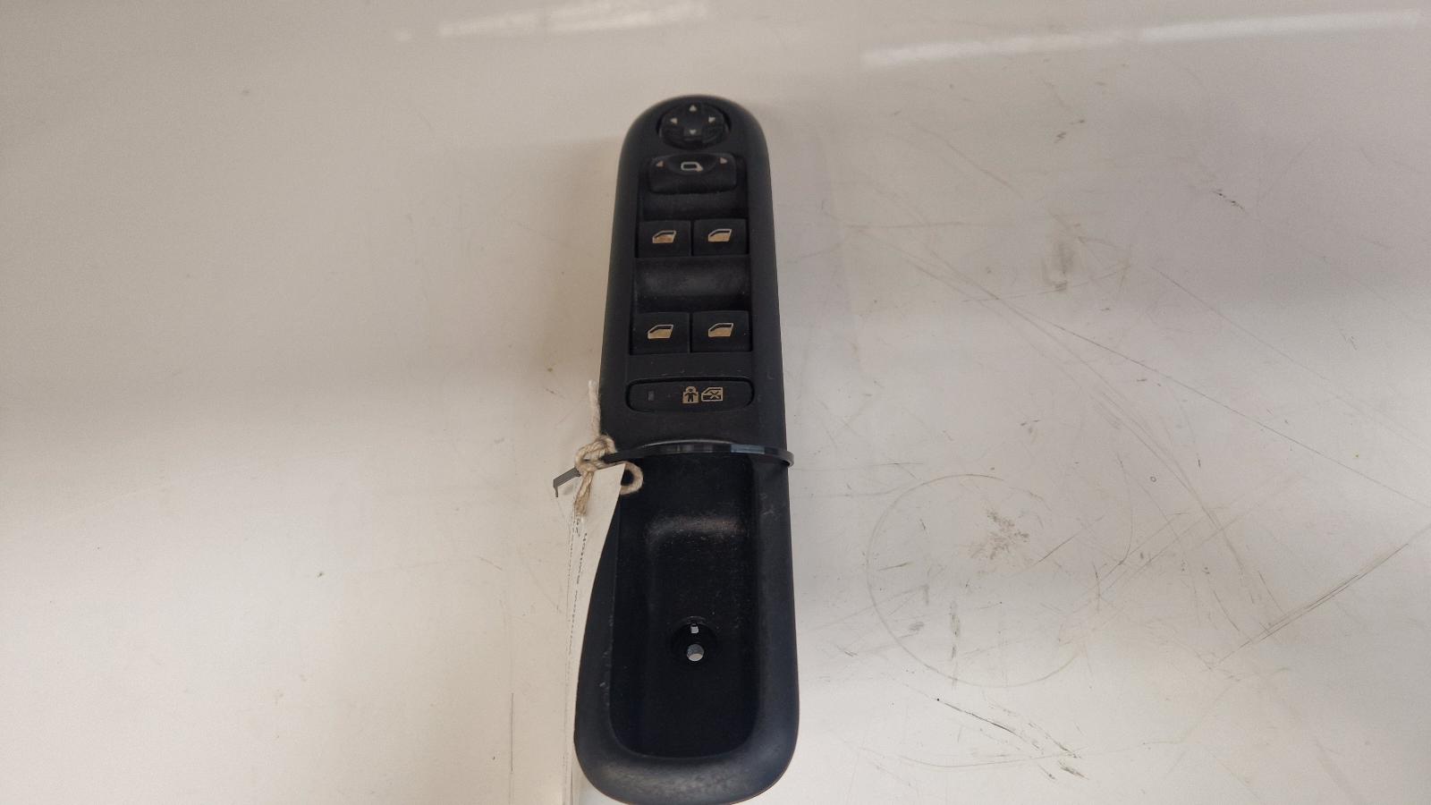 View Auto part Elect. Window Switch Peugeot 3008 2011