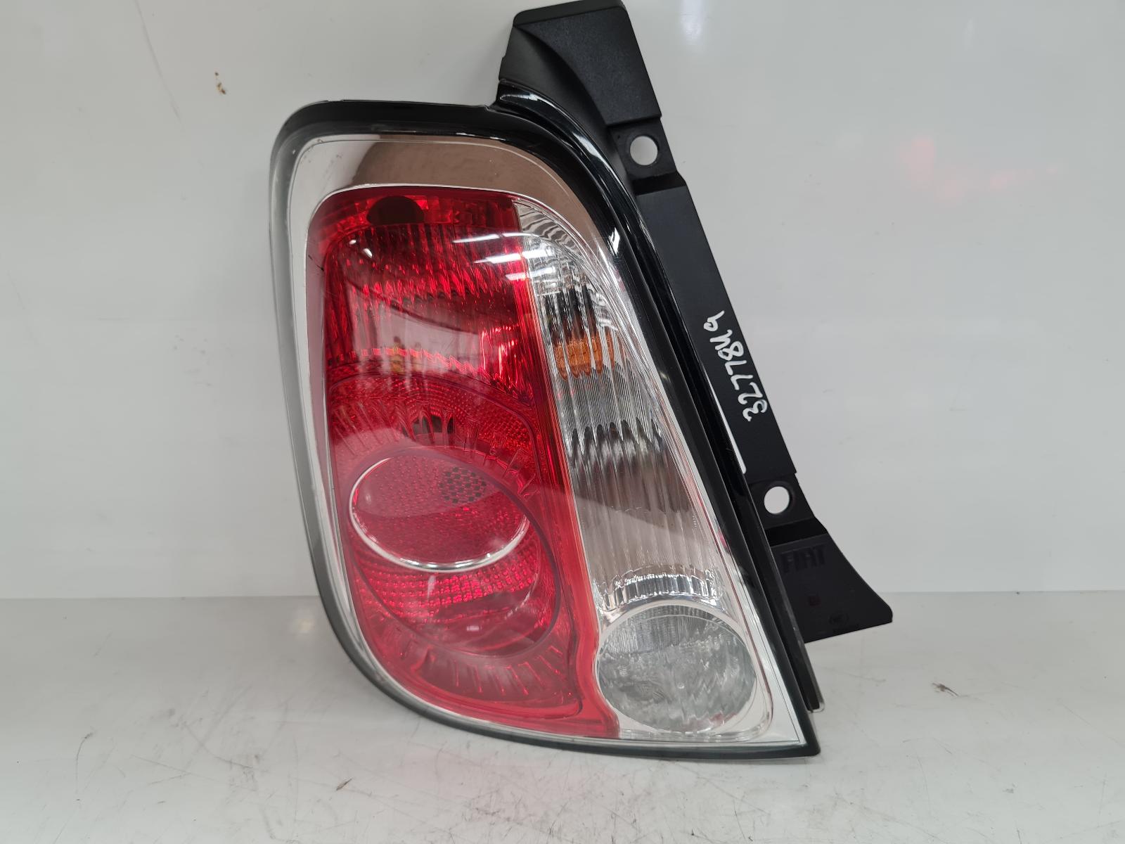 View Auto part L Taillight Fiat 500 2015