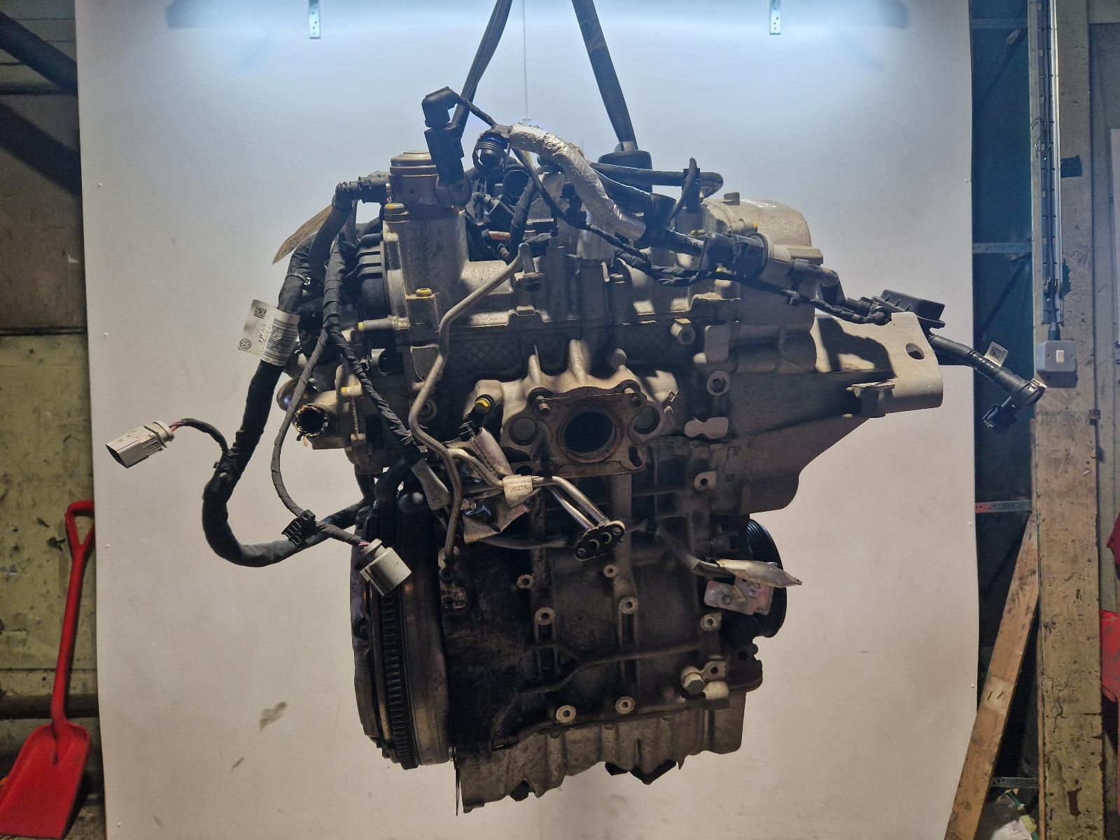 View Auto part Engine Volkswagen Golf 2022