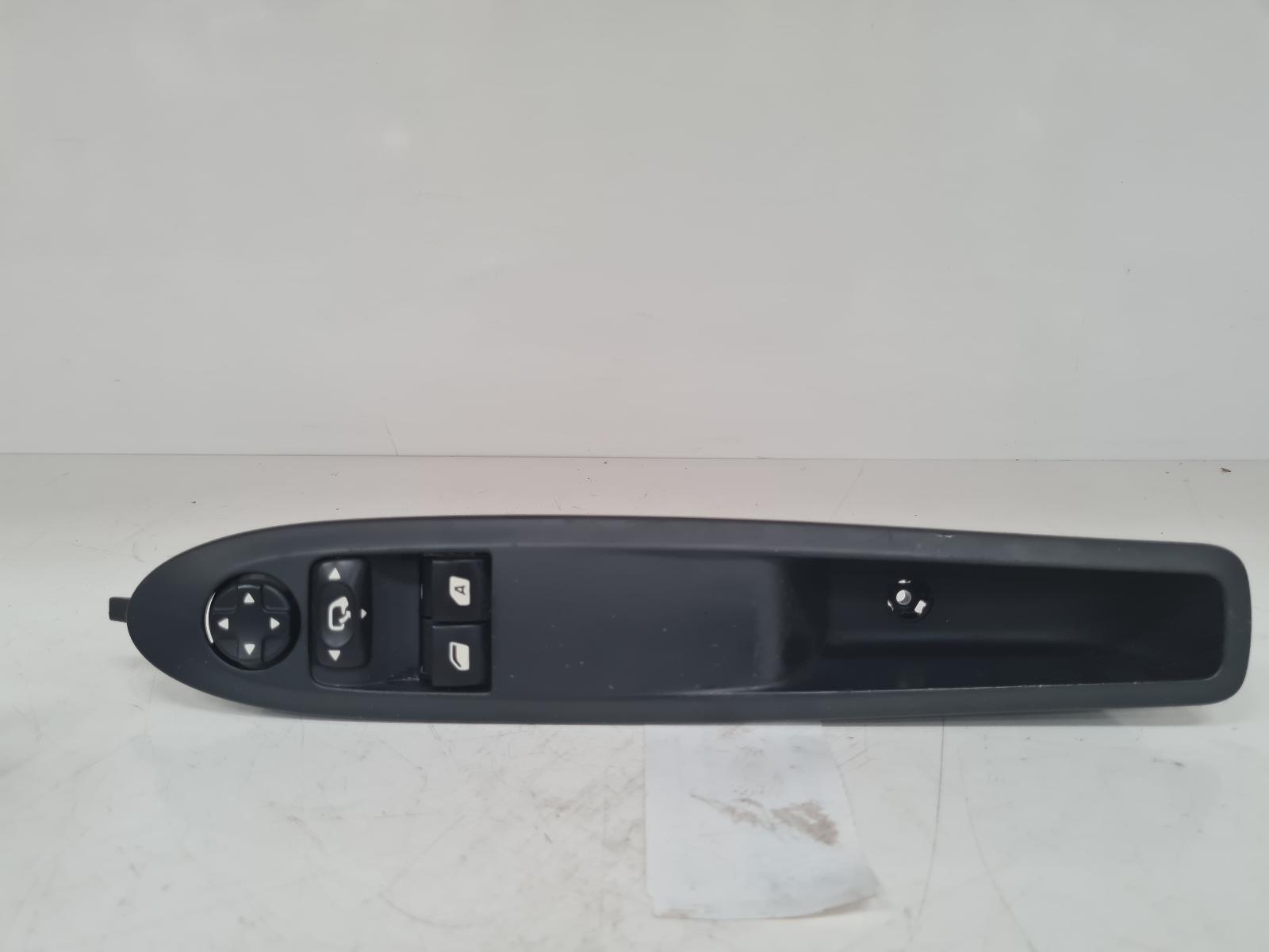 View Auto part Elect. Window Switch Citroen Ds3 2010