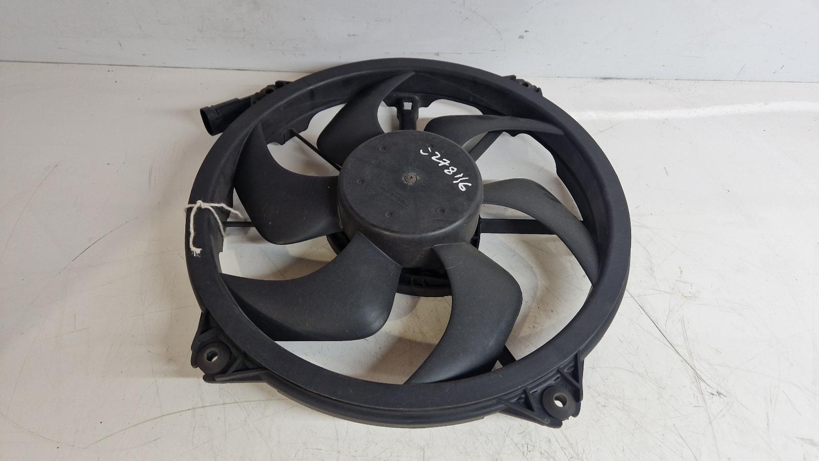 View Auto part Engine Cooling Motor Peugeot Partner 2009