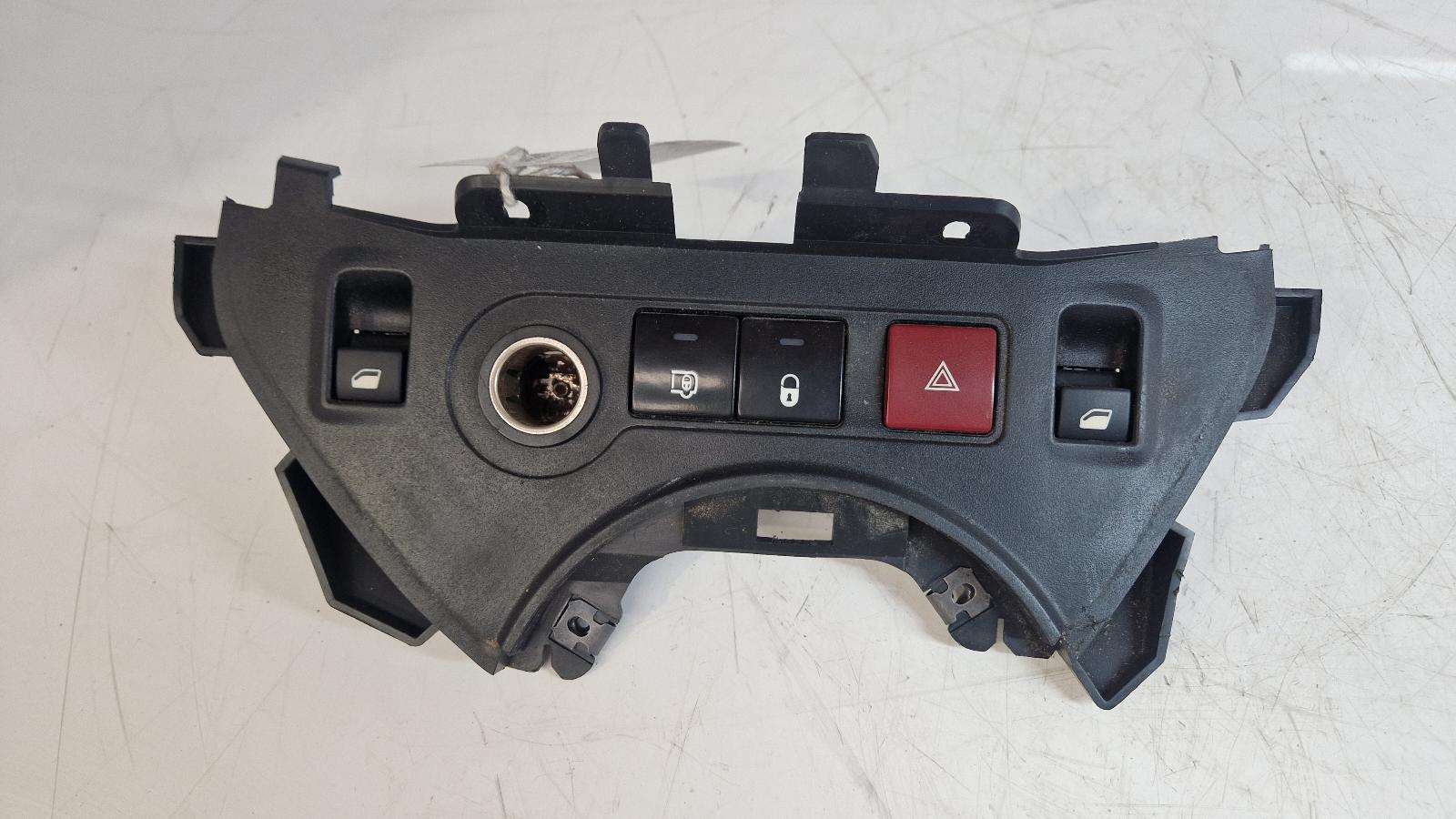 View Auto part Elect. Window Switch Peugeot Partner 2009
