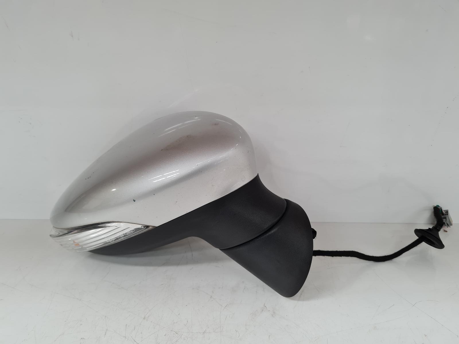 View Auto part R Door Mirror Ford Fiesta 2014