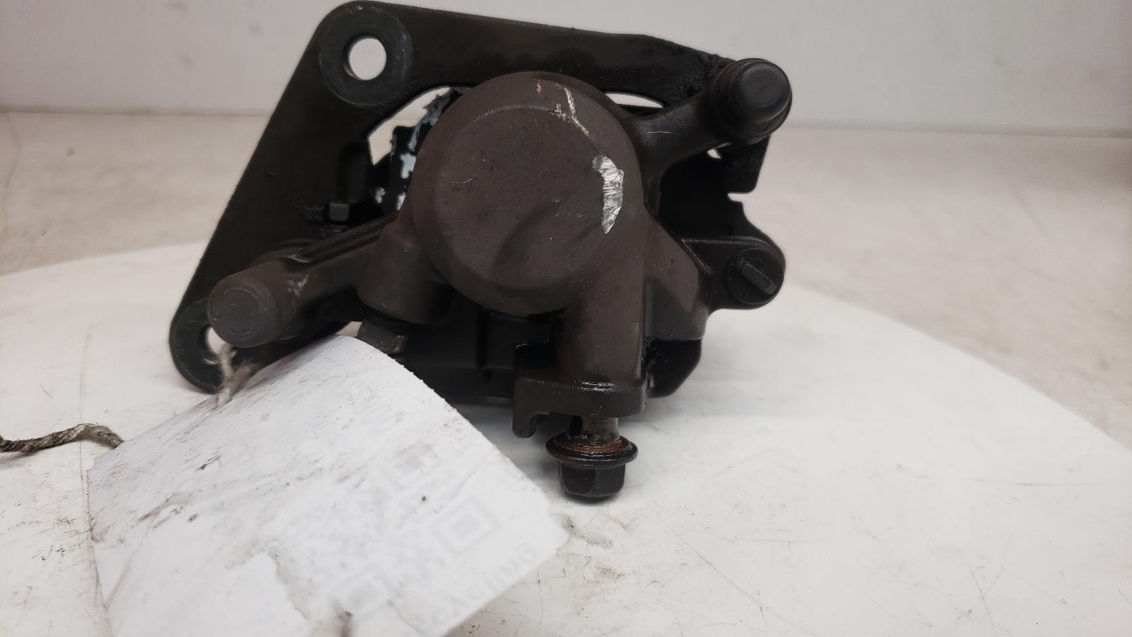 View Auto part Caliper Yamaha Xc 115 Delight 2014