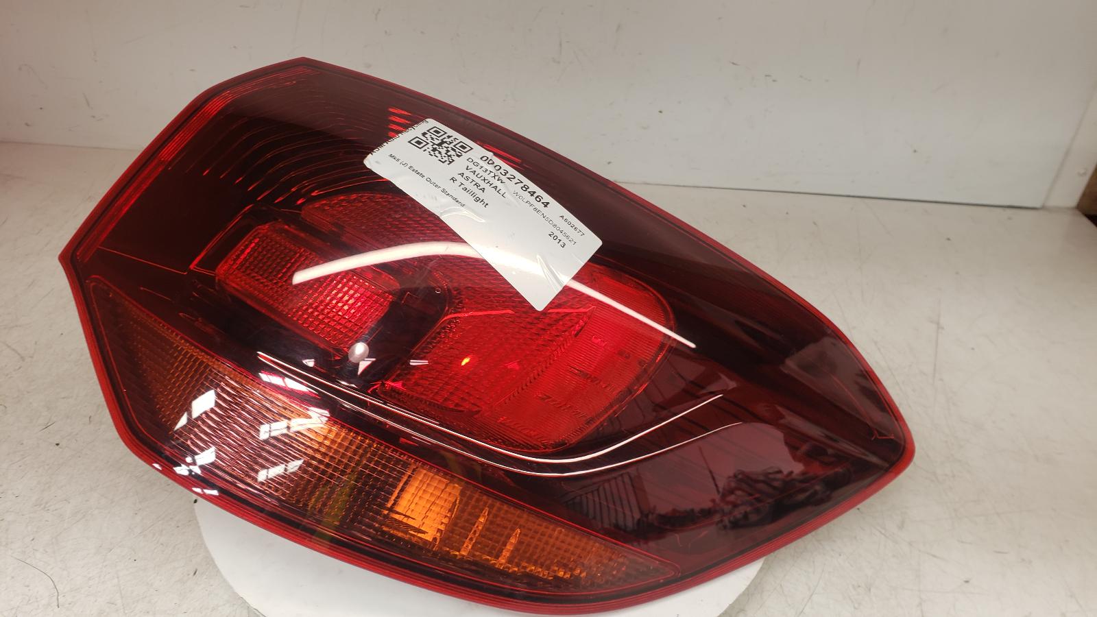 View Auto part R Taillight Vauxhall Astra 2013