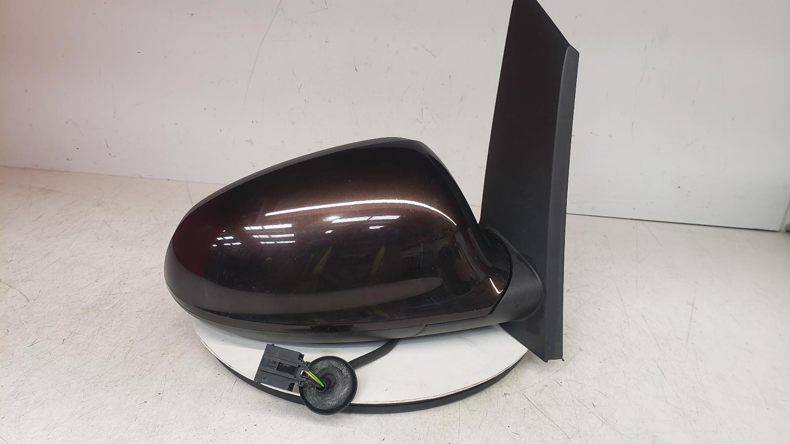 View Auto part R Door Mirror Vauxhall Astra 2013