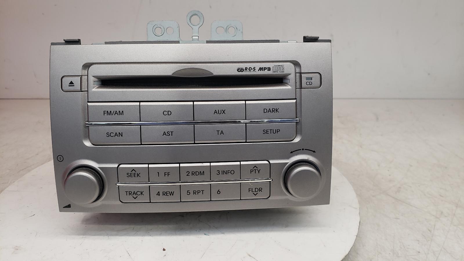 View Auto part A/V Equipment Hyundai I20 2010