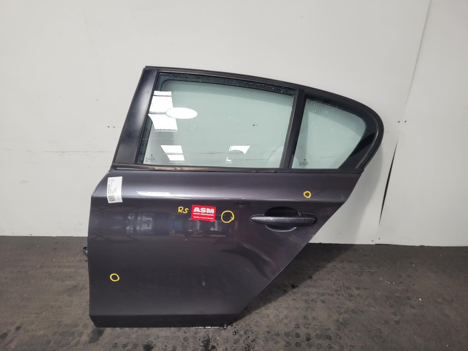 View Auto part L Rear Door Bmw 1 Series 2008