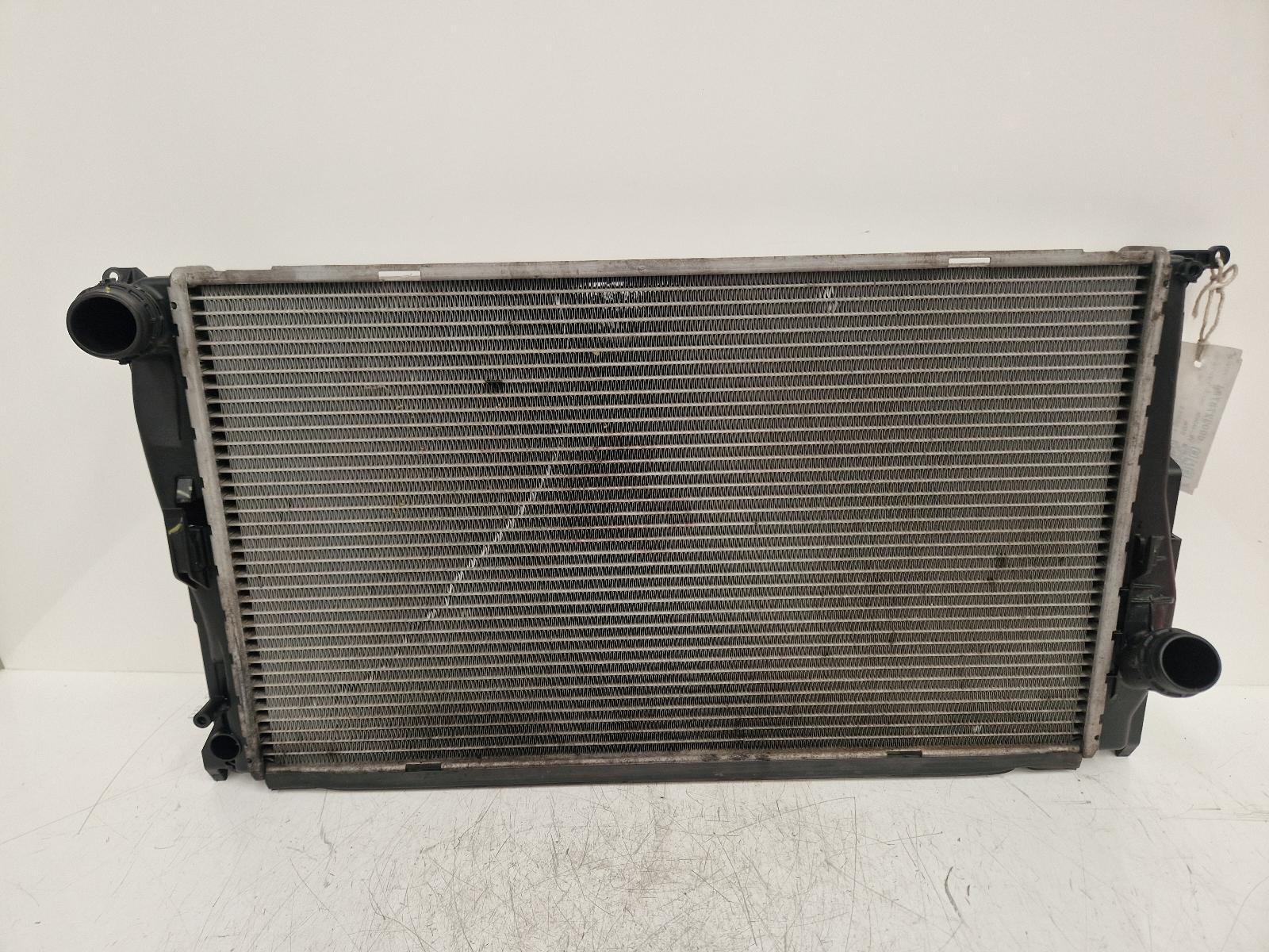 View Auto part Radiator Bmw 1 Series 2008