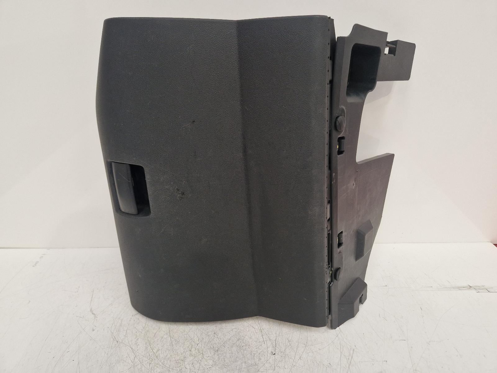 View Auto part Glove Box Citroen Berlingo 2011