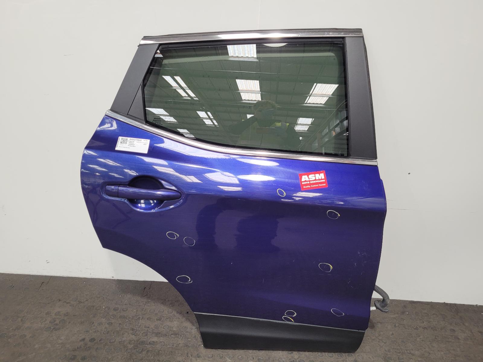 View Auto part R Rear Door Nissan Qashqai 2014