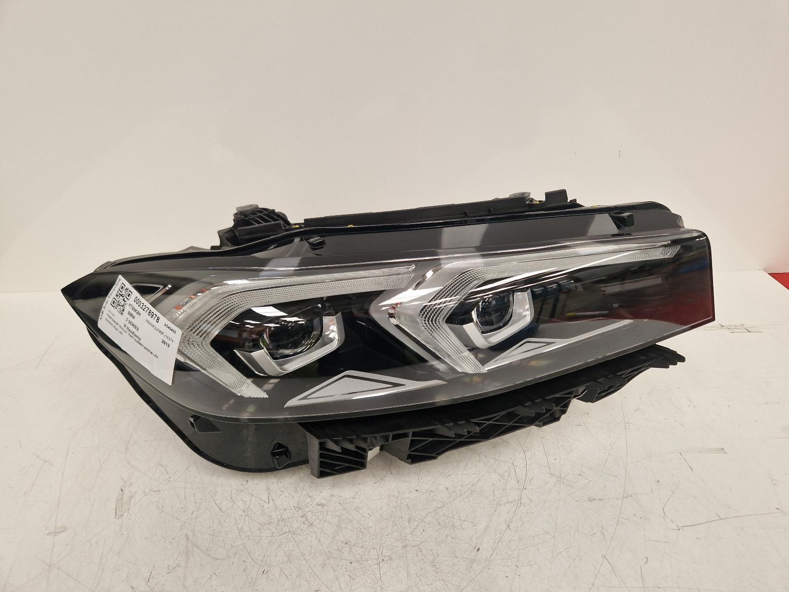 View Auto part R Headlamp Bmw 3 Series 2019