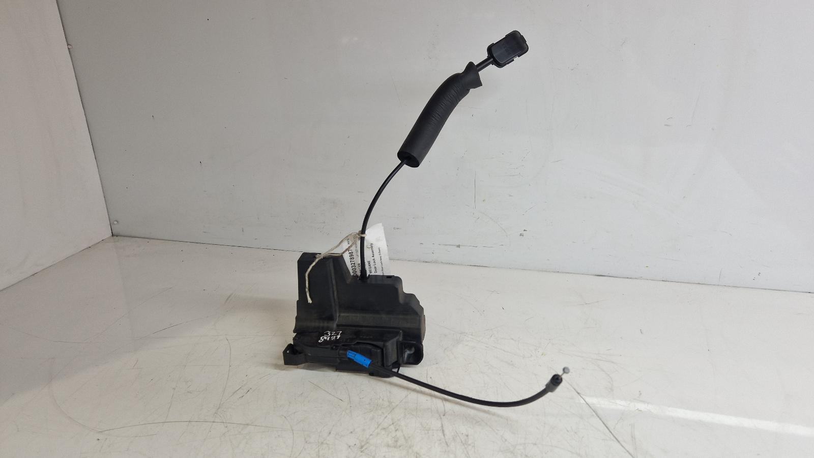 View Auto part Door Lock Assembly Renault Megane 2013