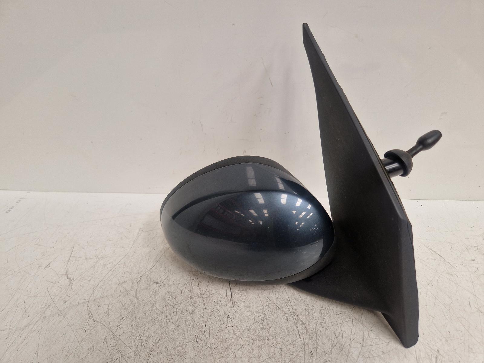 View Auto part R Door Mirror Citroen C1 2011