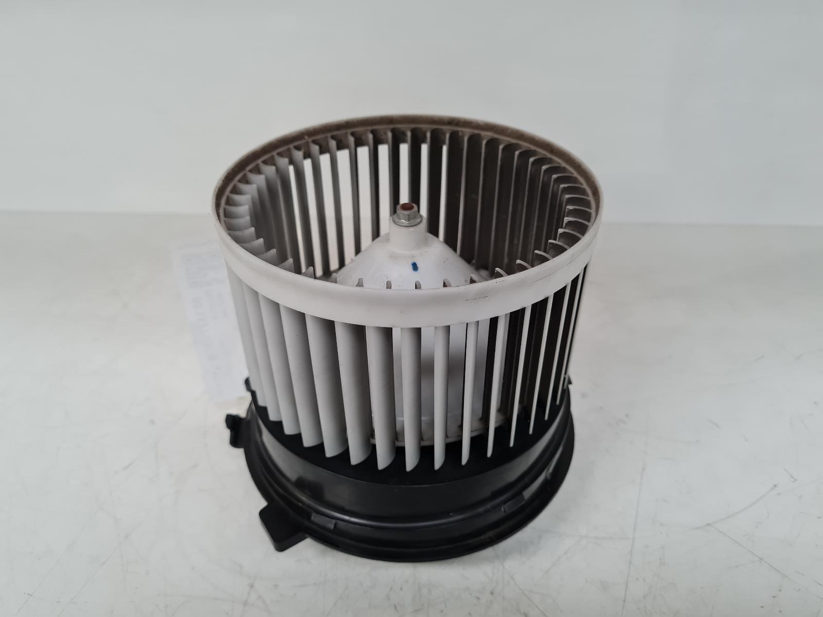 View Auto part Heater Motor/Assembly Nissan Qashqai 2013