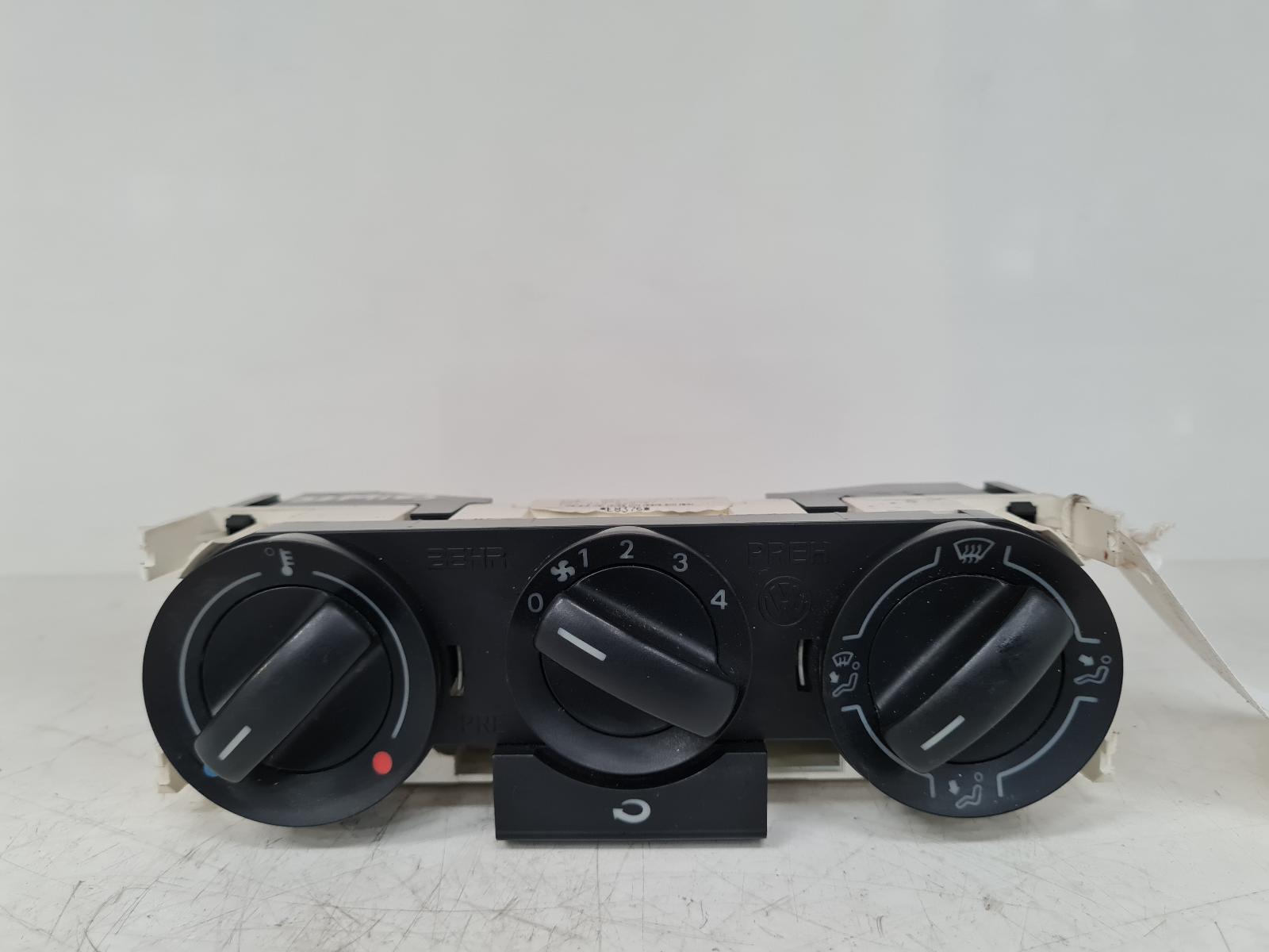 View Auto part Heater/AC Controller Volkswagen Polo 2007