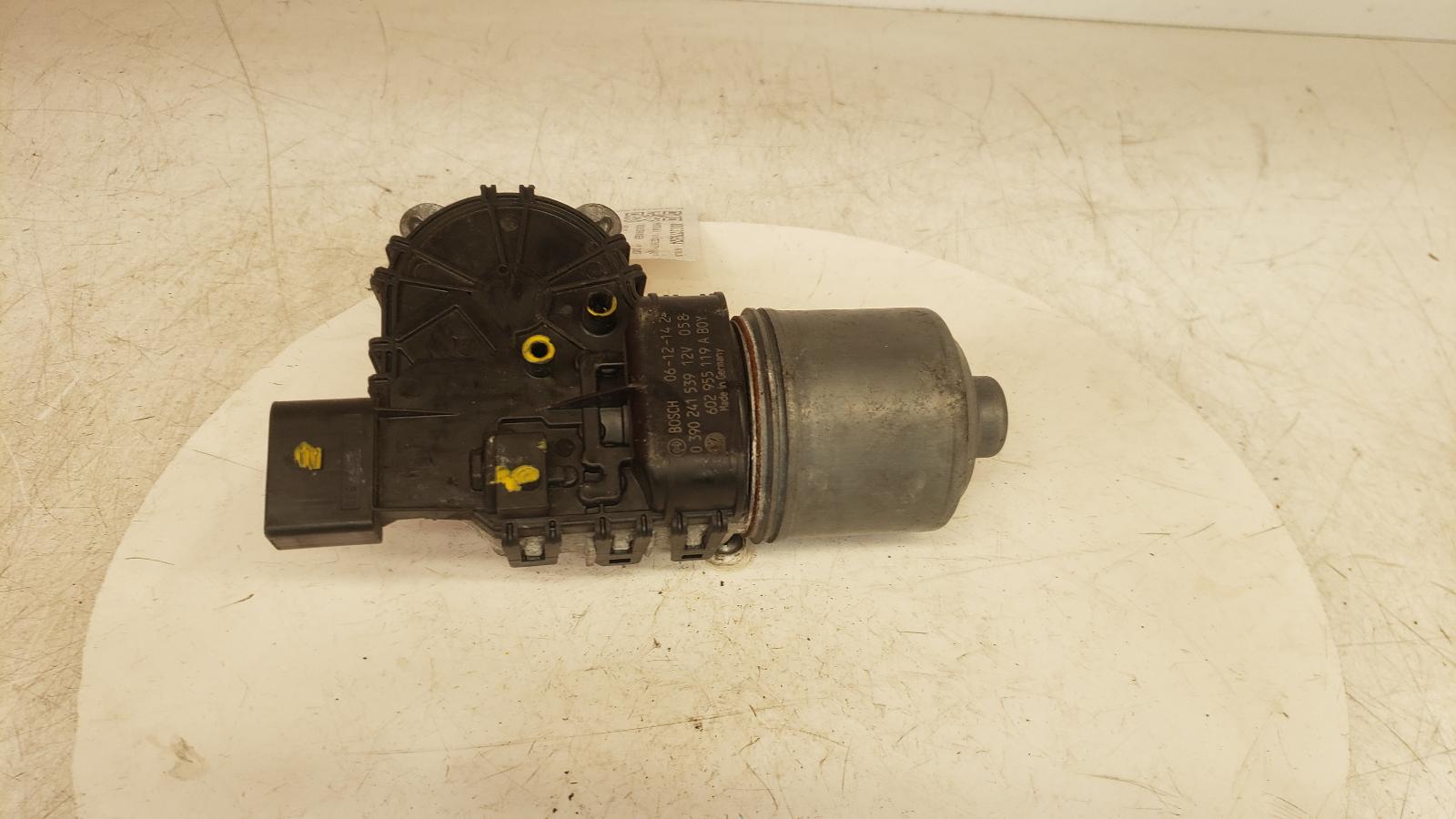 View Auto part Wiper Motor Front Volkswagen Polo 2007