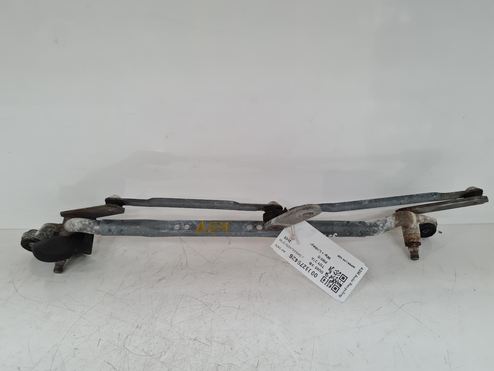View Auto part Wiper Linkage Toyota Prius 2005