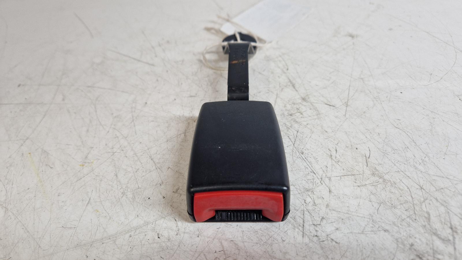 View Auto part Seat Belt Volkswagen Sharan 2014