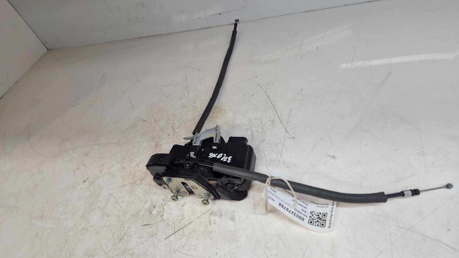 View Auto part Door Lock Assembly Kia Sportage 2013