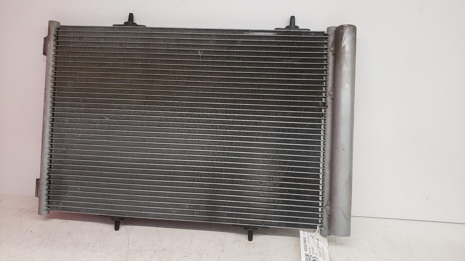 View Auto part Condenser Peugeot 207 2011