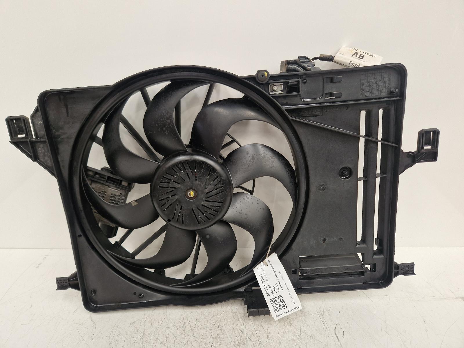 View Auto part Engine Cooling Motor Ford Focus 2015