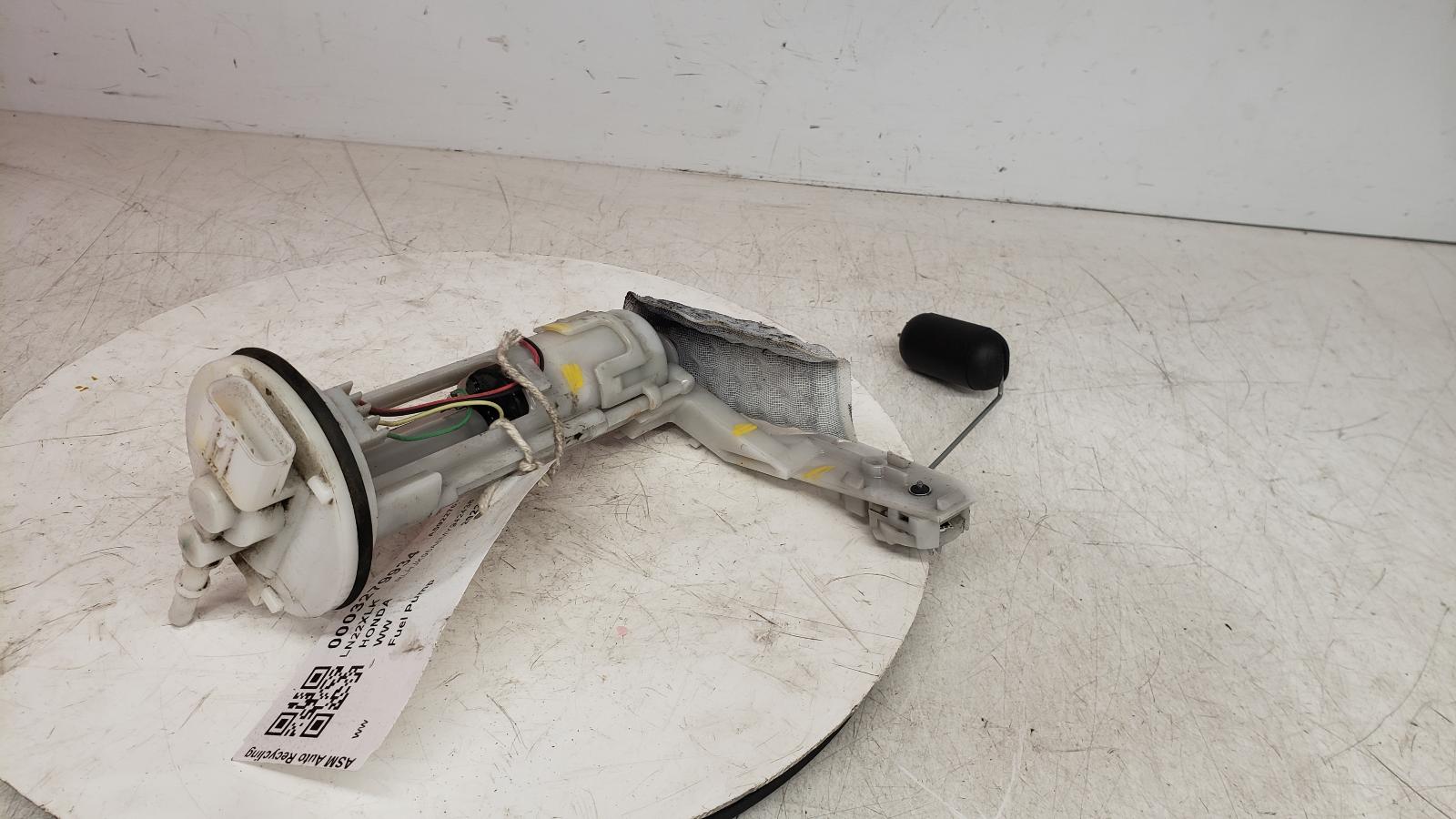View Auto part Fuel Pump Honda Ww 2022