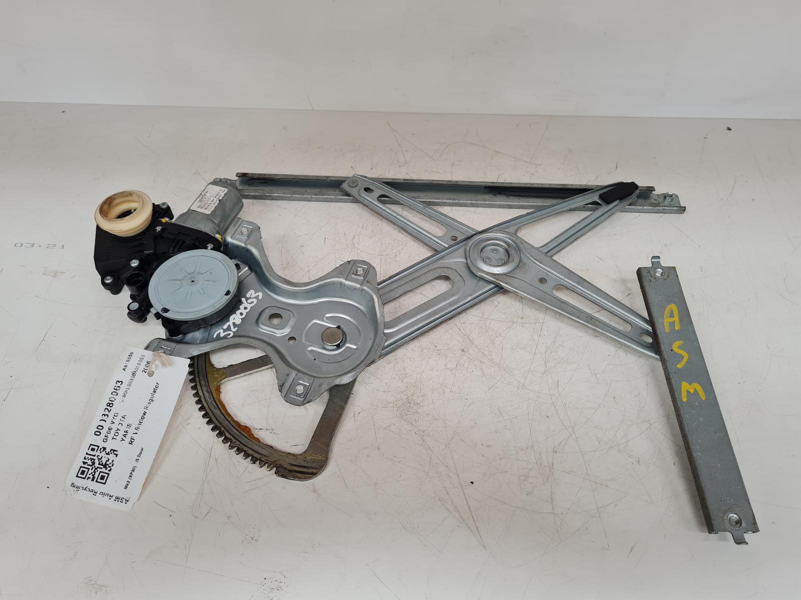 View Auto part RF Window Regulator Toyota Yaris 2006