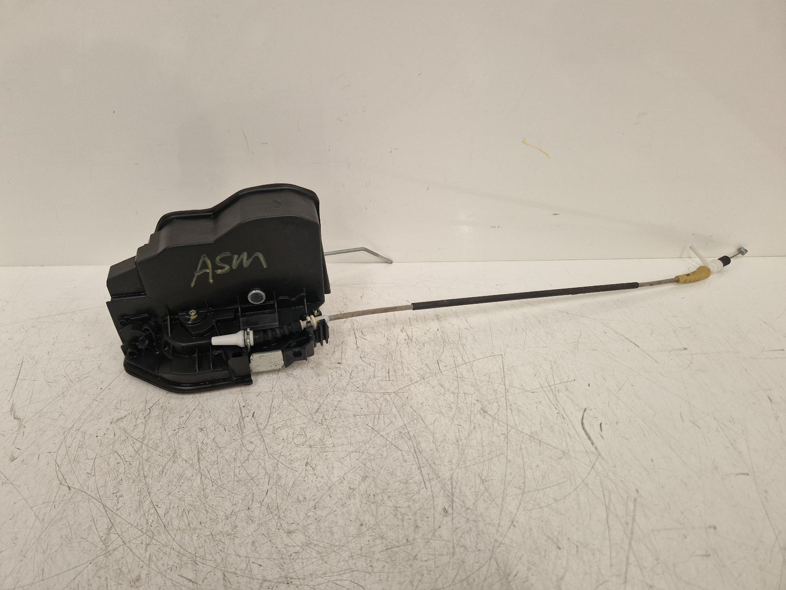 View Auto part Door Lock Assembly Bmw 5 Series 2011