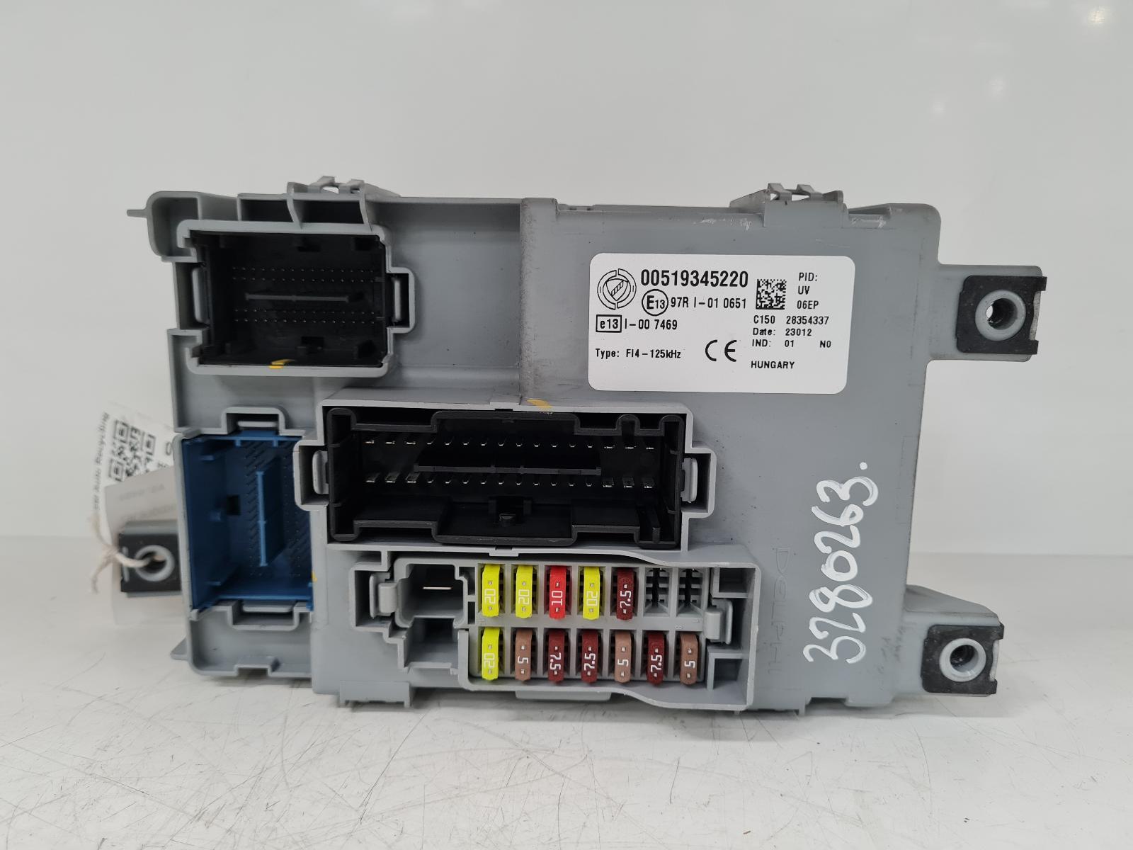 View Auto part ECU Fiat Panda 2013