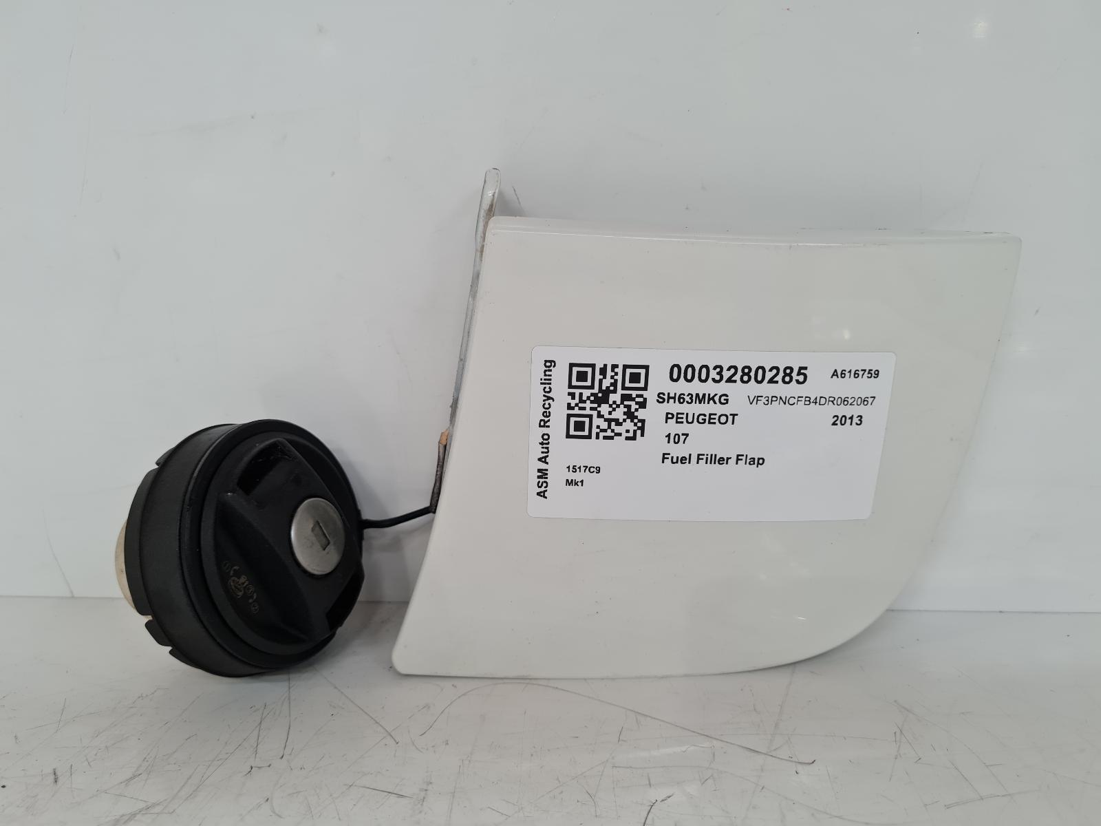 View Auto part Fuel Filler Flap Peugeot 107 2013