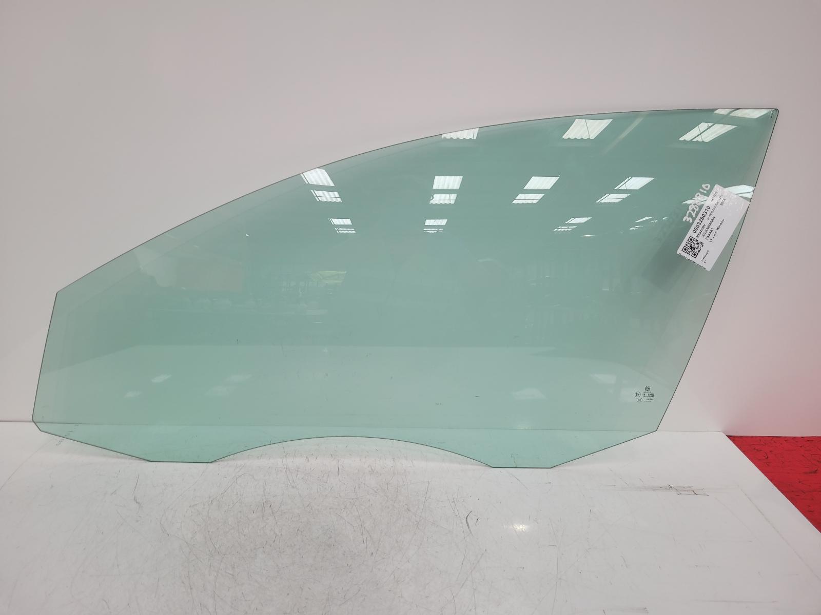 View Auto part LF Door Window Volkswagen Passat 2012