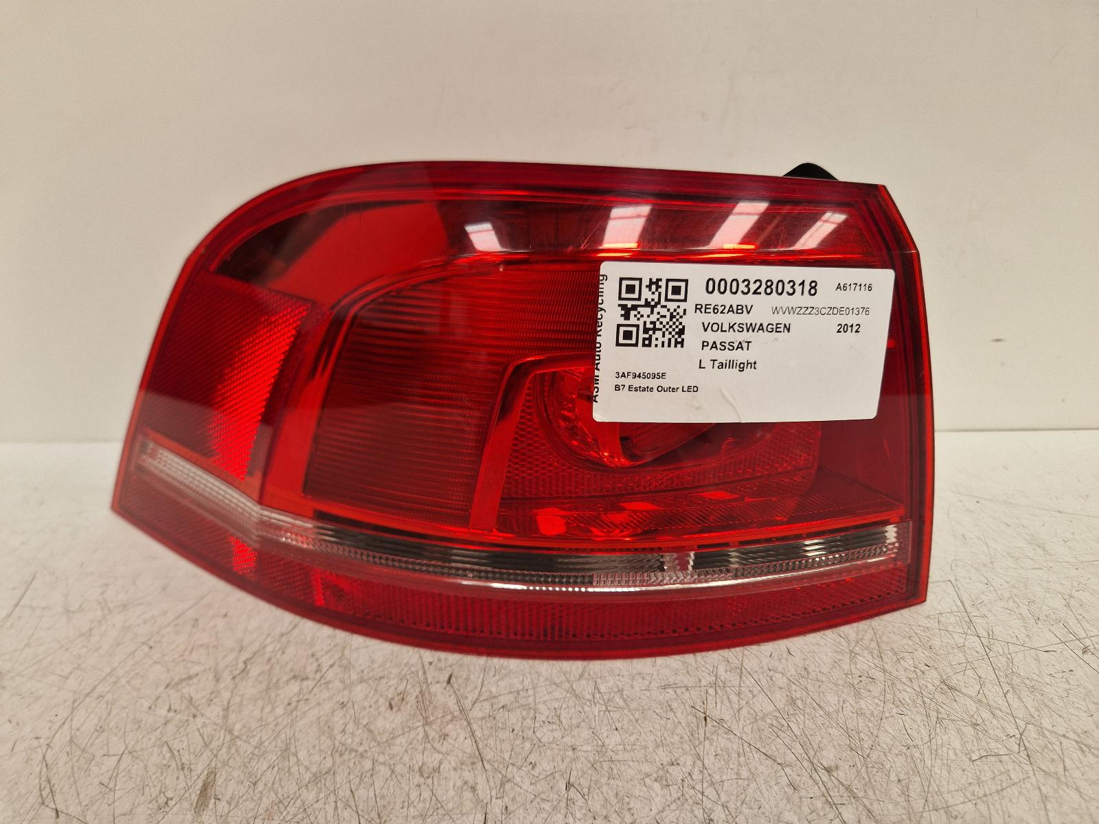 View Auto part L Taillight Volkswagen Passat 2012