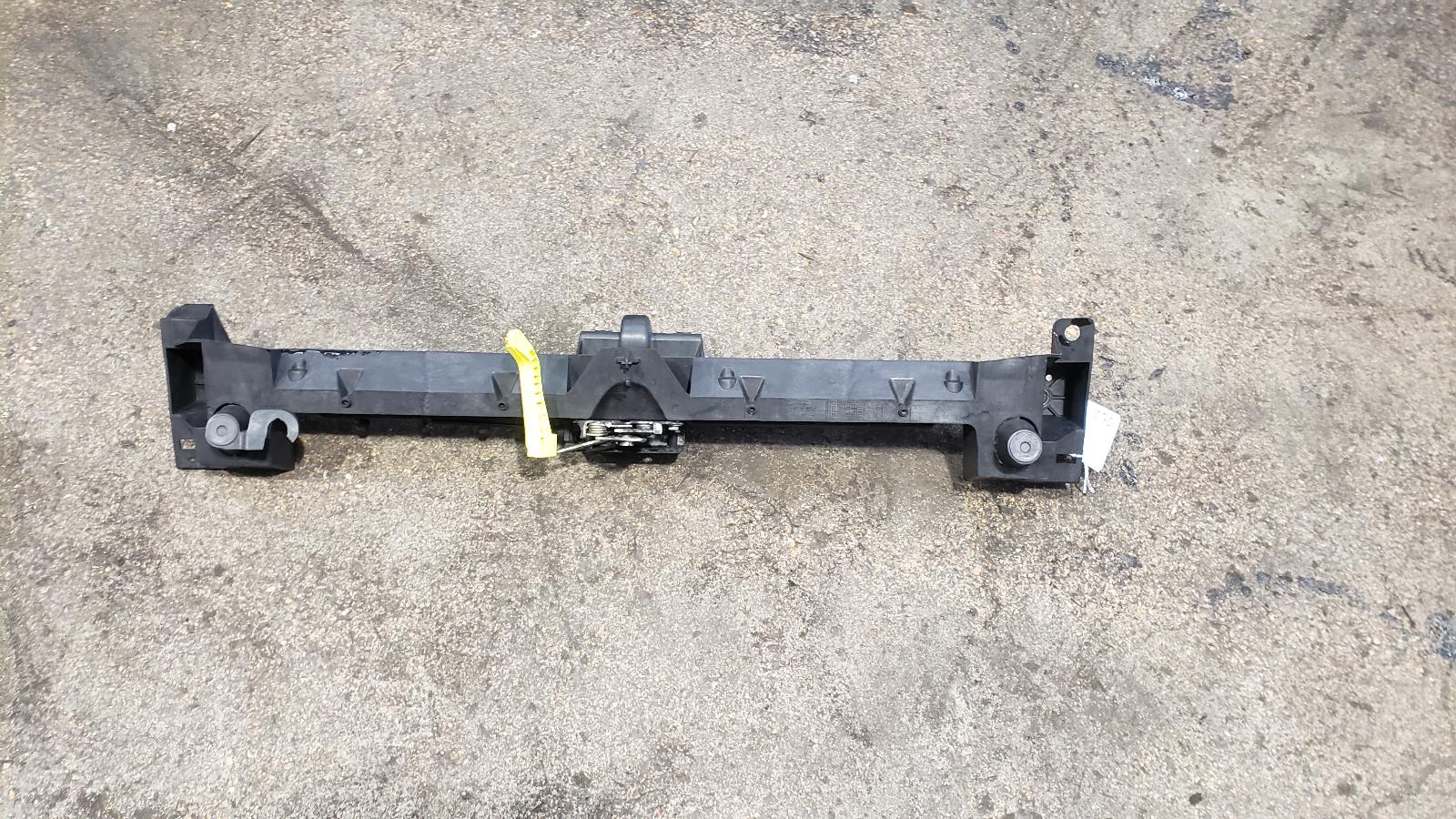 View Auto part Front Panel Peugeot Partner 2010