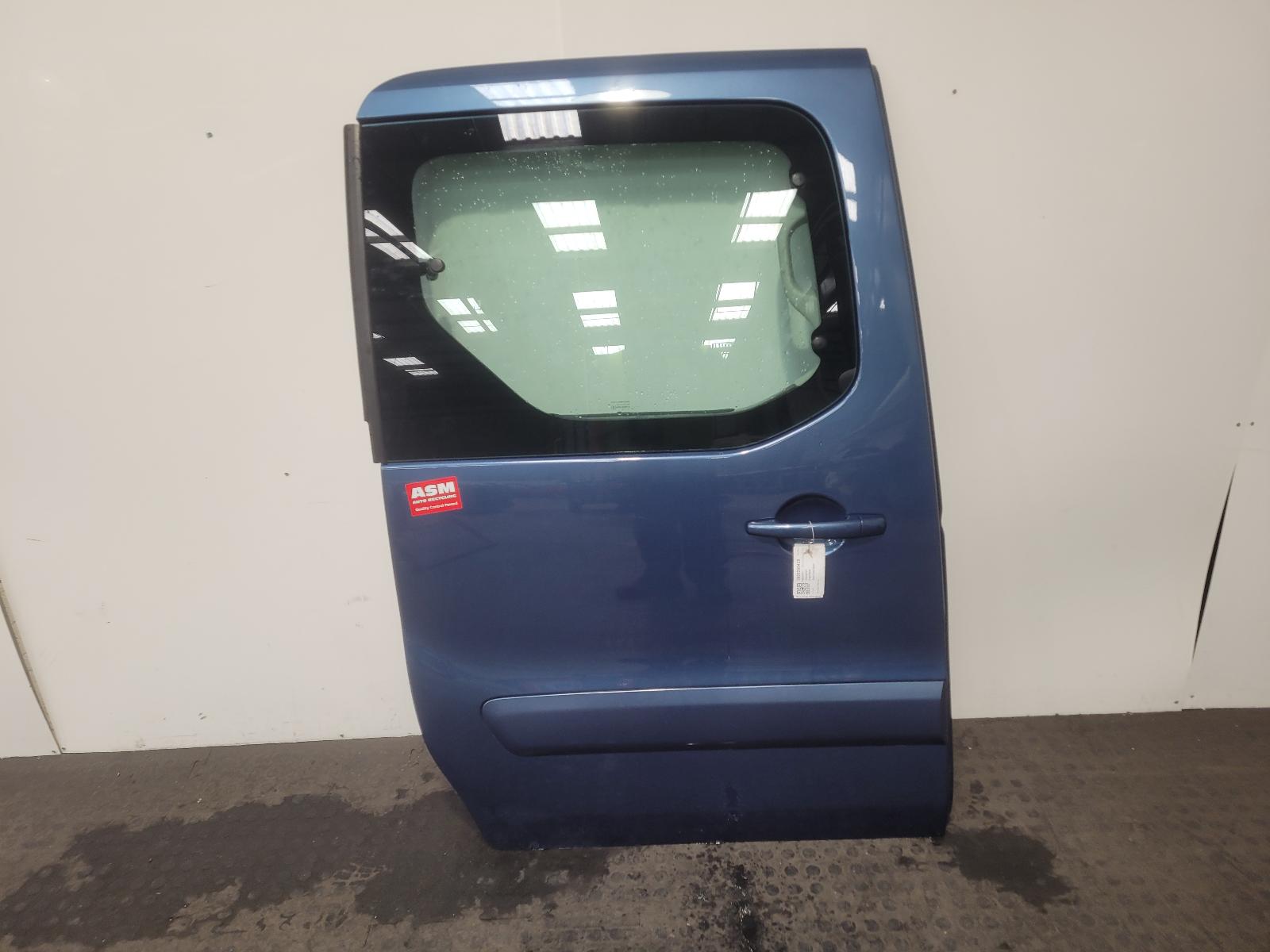 View Auto part Side Load Door Peugeot Partner 2010