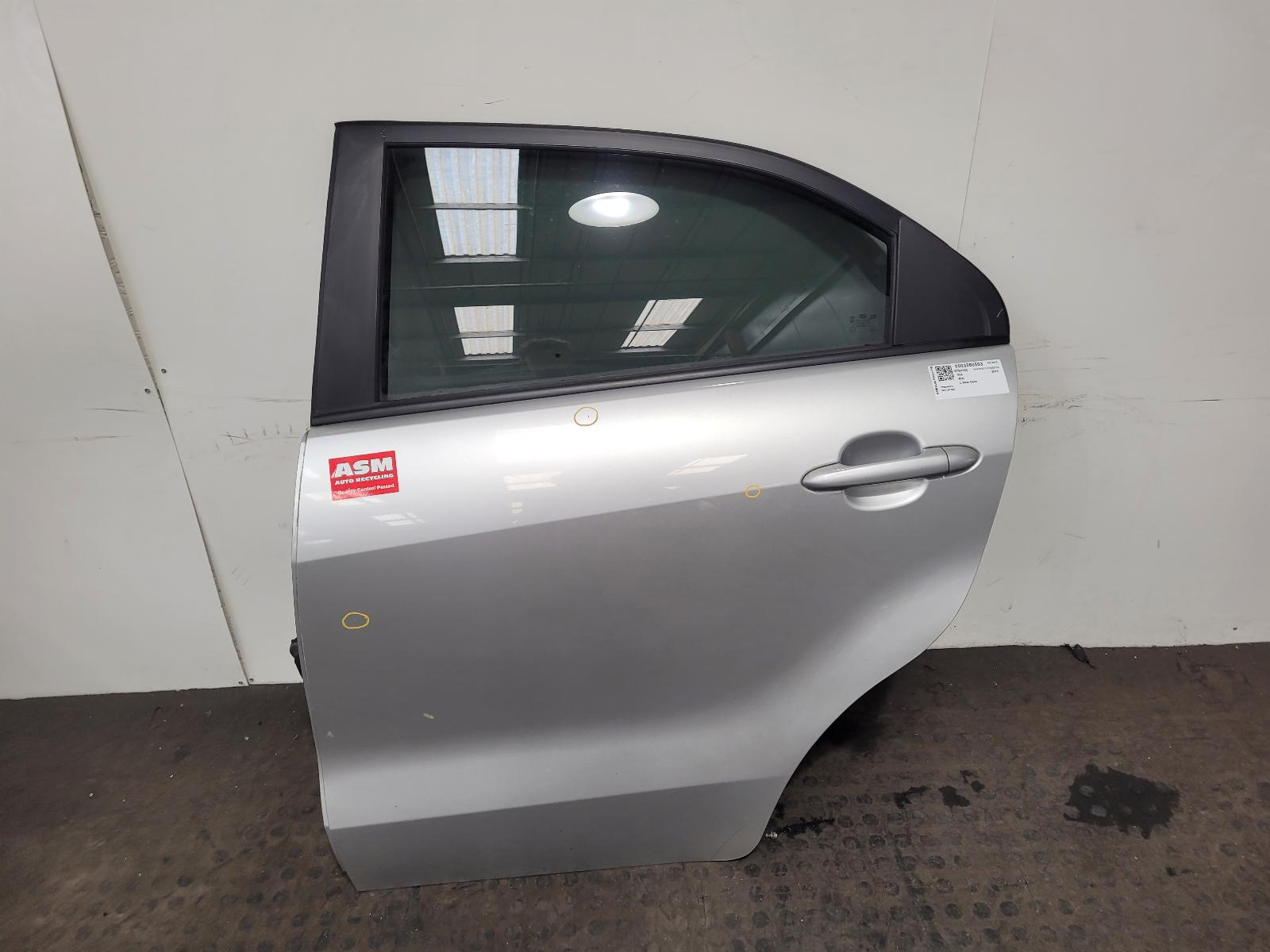 View Auto part L Rear Door Kia Rio 2015