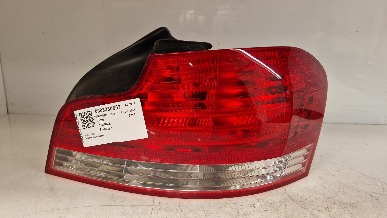 View Auto part R Taillight Bmw 1 Series 2011