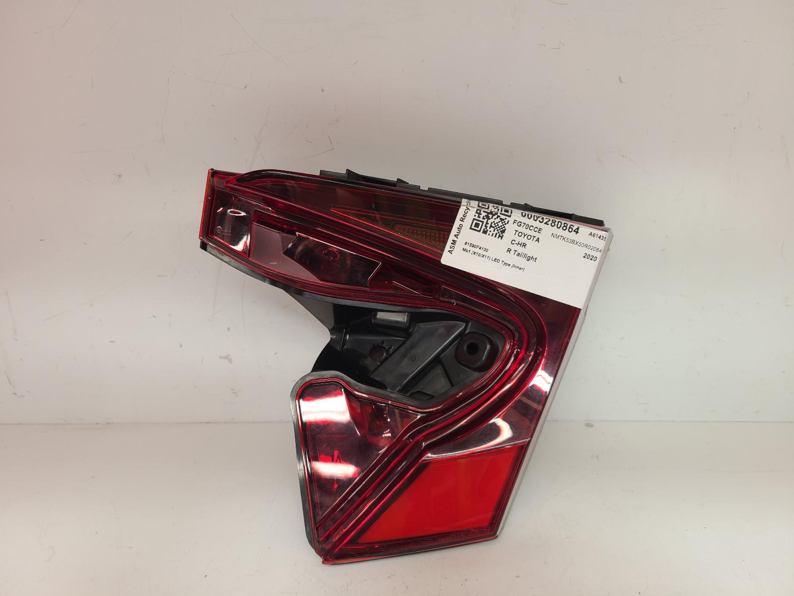 View Auto part R Taillight Toyota C-hr 2020