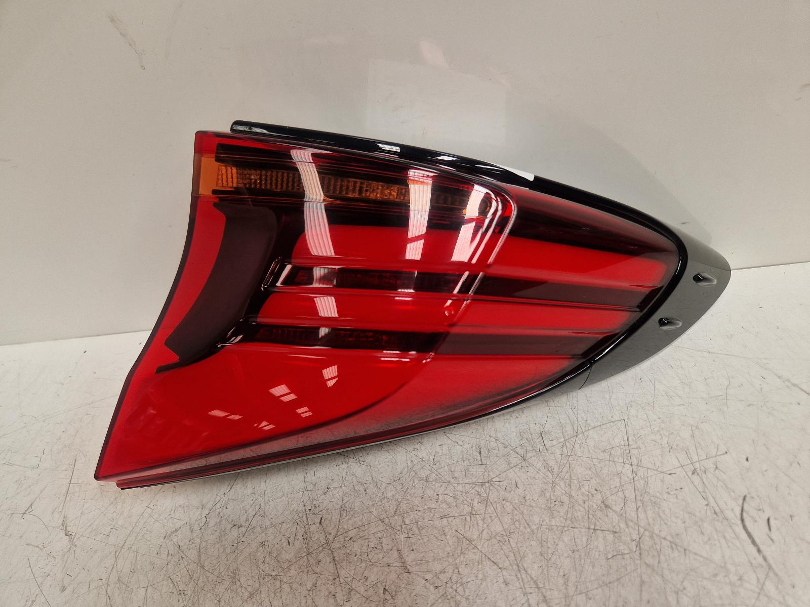 View Auto part R Taillight Toyota C-hr 2020