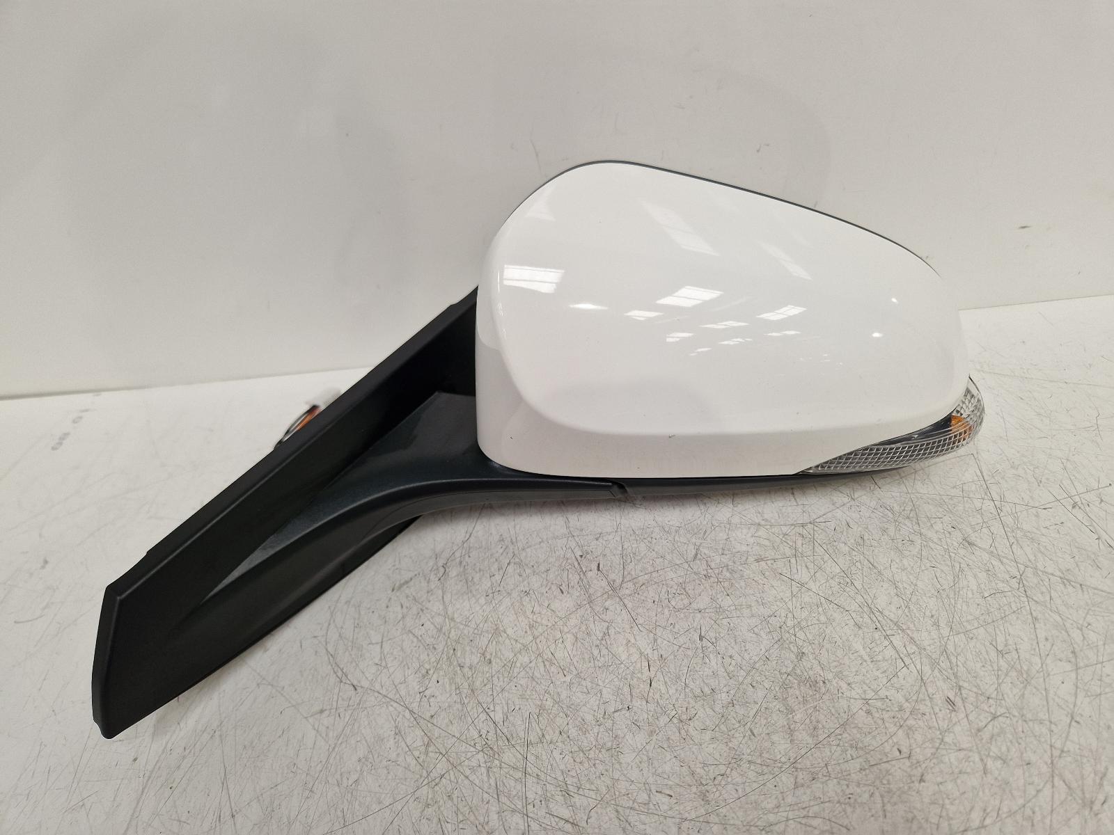 View Auto part L Door Mirror Toyota C-hr 2020