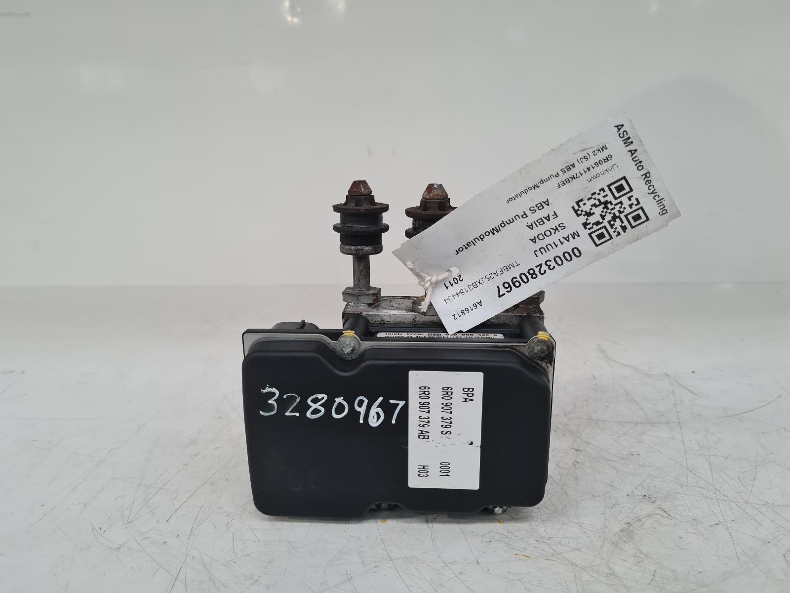 View Auto part ABS Pump/Modulator Skoda Fabia 2011