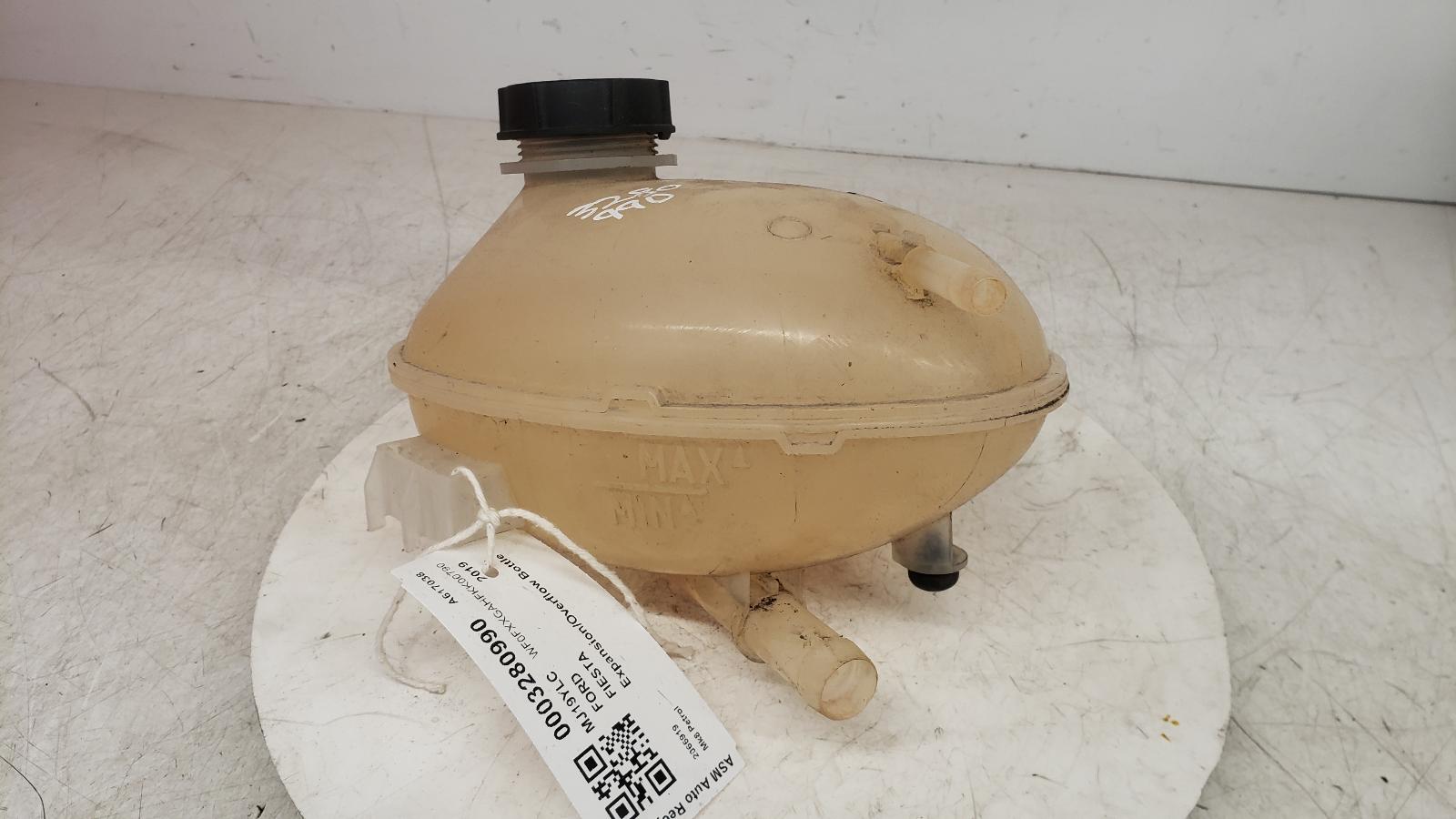 View Auto part Overflow Bottle Ford Fiesta 2019
