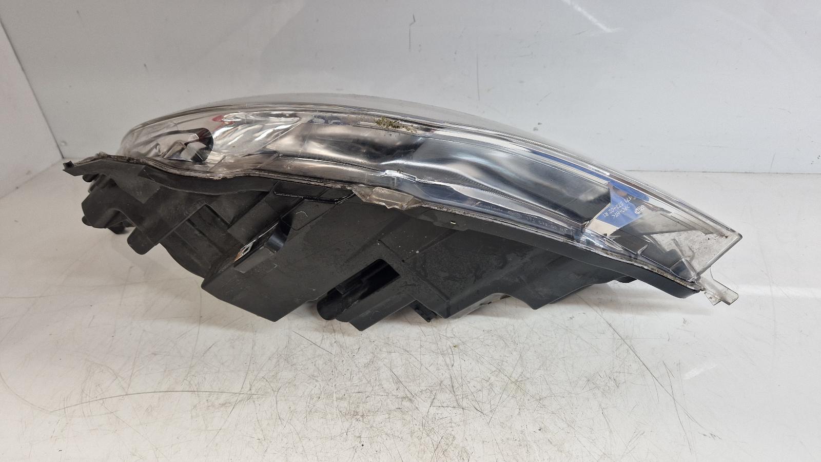 View Auto part R Headlamp Vauxhall Astra 2011