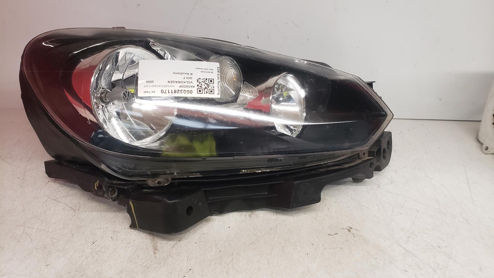 View Auto part R Headlamp Volkswagen Golf 2009