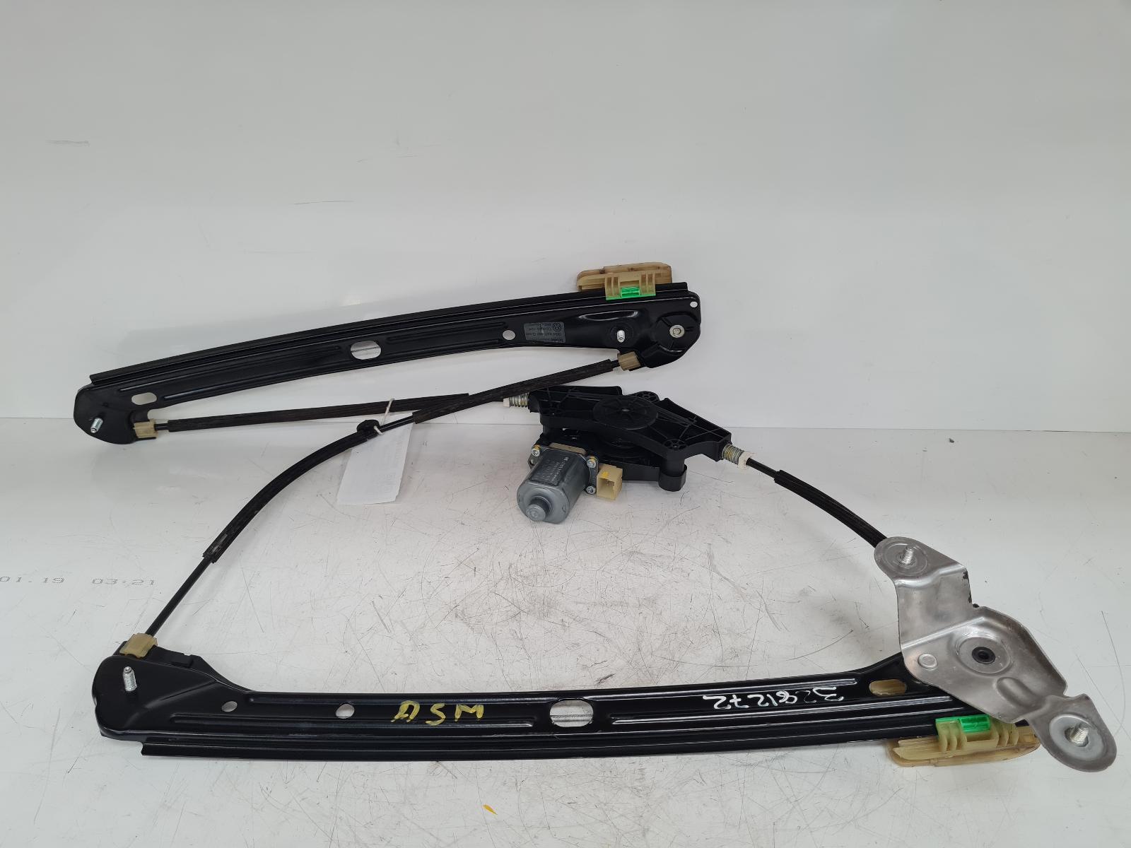 View Auto part RF Window Regulator Volkswagen Golf 2014