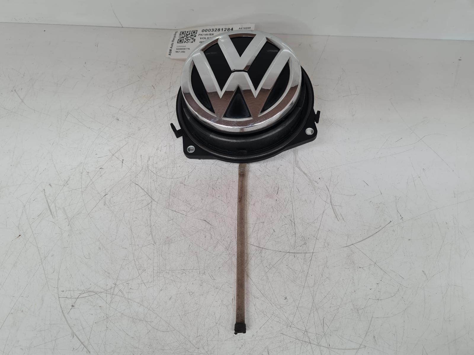 View Auto part Tailgate Handle Volkswagen Golf 2014